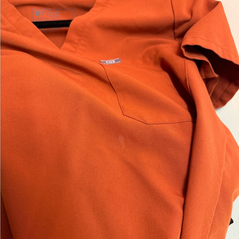 Figs Auburn Scrub Top Gem